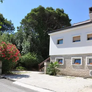 Natasa Appartamento Pola