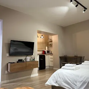 Apartamento 4seasonsgea , Deluxe , Centre ,, Tirana