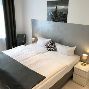 ** Otel Liberty Almanya